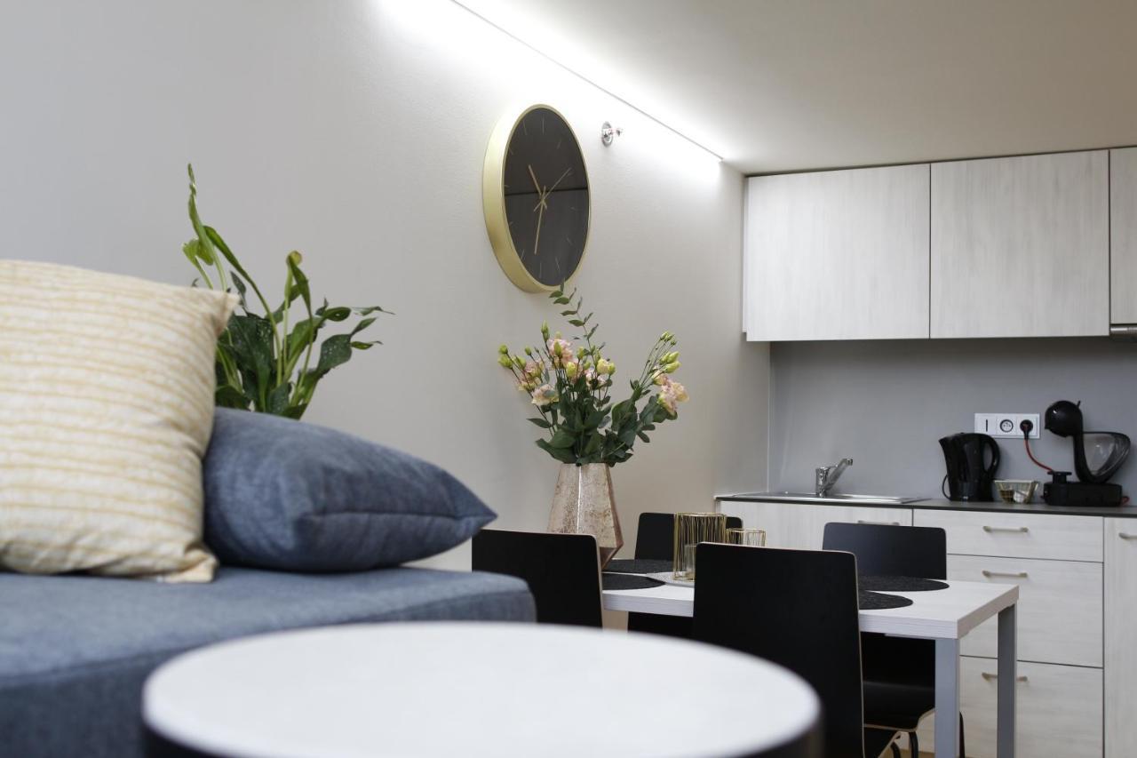 Vita Sana Apartments&Spa Zlín Buitenkant foto